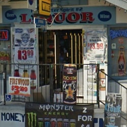 Coast Highway Liquor - "World Famous" Coast Hwy Liquor storefront
