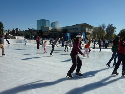 Woodland Hills on Ice by null