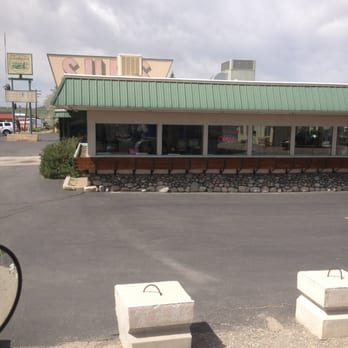 The Bread Board - the outside of a restaurant - Sandwiches Near Me - Lander, Wyoming The Bread Board - the outside of a restaurant - Sandwiches Near Me - Lander, Wyoming