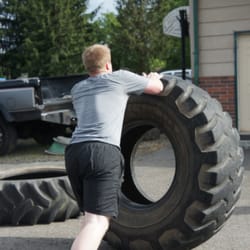 Washougal River CrossFit - Tire flips