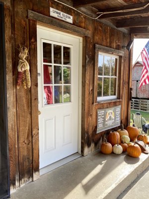 Full Moonshine by null