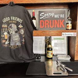 Grovers Tavern - Bar area