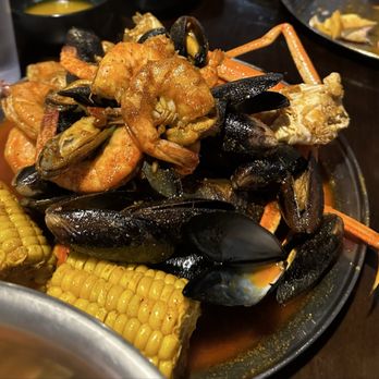 Feasty crab - Seafood Near Me - Derwood, Maryland