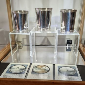 Hotel Thoroughbred - Secretariat julep cups - Hotels Near Me - Paris, Kentucky Hotel Thoroughbred - Secretariat julep cups - Hotels Near Me - Paris, Kentucky