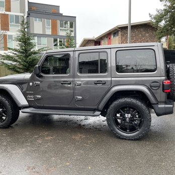 Discount Tire - Tires Near Me - Bellevue, Washington Discount Tire - Tires Near Me - Bellevue, Washington