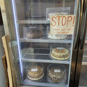 Buccilli's Pizza & Cakes - Cakes - German chocolate, turtle chocolate (?), carrot cake and chocolate peanut butter - Pizza Near Me - Almont, Michigan Buccilli's Pizza & Cakes - Cakes - German chocolate, turtle chocolate (?), carrot cake and chocolate peanut butter - Pizza Near Me - Almont, Michigan