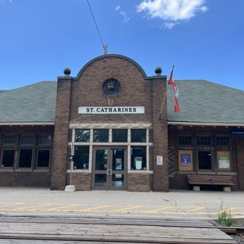 St Catharines GO Station - Building - Train Stations Near Me - St. Catharines, Ontario St Catharines GO Station - Building - Train Stations Near Me - St. Catharines, Ontario