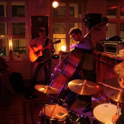 Kulturbar -Cafe & Atelier - Jaspar Libuda Trio (Berlin)
