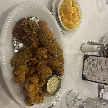Dooky Chase's Restaurant - Seafood platter with side of Mac - Cajun/Creole Near Me - New Orleans, Louisiana