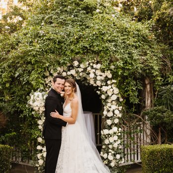 Moments in Bloom - Wedding Planning Near Me - Carlsbad, California