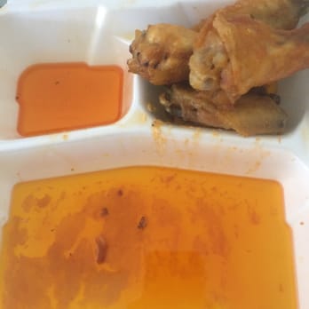 Wings In Weston - Way way WAY too much oil in the sauce... - Chicken Wings Near Me - Weston, Florida Wings In Weston - Way way WAY too much oil in the sauce... - Chicken Wings Near Me - Weston, Florida