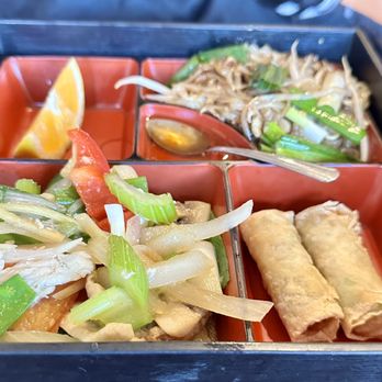 Rice Pot Thai Cuisine - 2. Pad Thai (No Meat), Chicken Ginger, Veggie Roll - Thai Near Me - New Haven, Connecticut