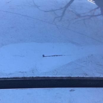 RoadRunner Auto Transport - scratch & dent in roof of car on passenger side. - Vehicle Shipping Near Me - Bethpage, New York