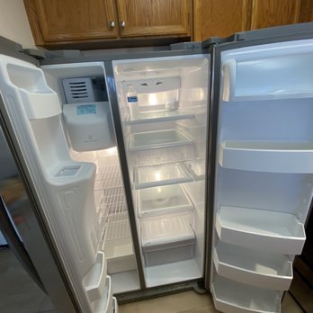 Come N’ Go Cleaning Services - Fridge is deep cleaned and white again - Home Cleaning Near Me Come N’ Go Cleaning Services - Fridge is deep cleaned and white again - Home Cleaning Near Me