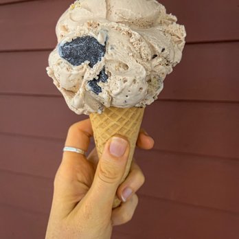 Sweet Claude's - Nutella Crunch (that's chocolate covered graham cracker ) and there's Ram Trax hidden under it - Ice Cream & Frozen Yogurt Near Me - Cheshire, Connecticut
