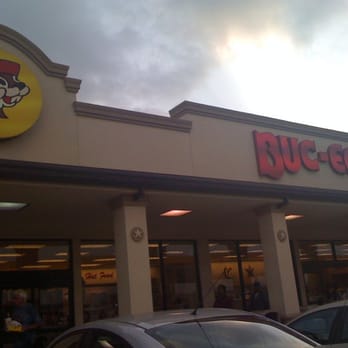 Buc-ee’s - Convenience Stores Near Me - Luling, Texas