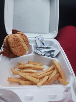 Gus's World Famous Fried Chicken by null
