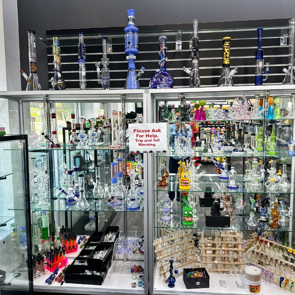 TOP 10 BEST Head Shops near Tyrone, Kenneth City, FL - Updated 2026 - Yelp