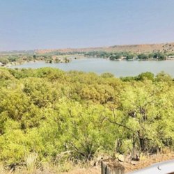Buffalo Springs Lake