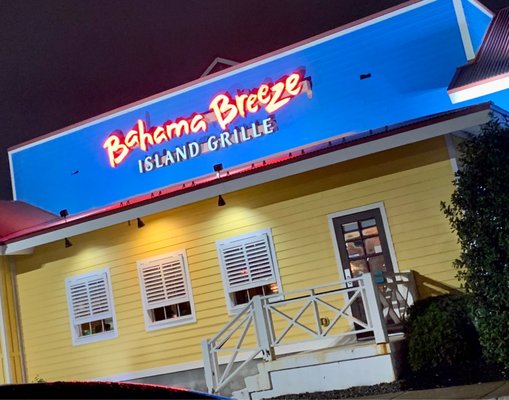 Bahama Breeze by null