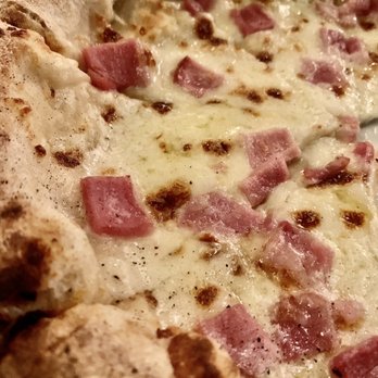 Trattoria La Pasta - White sauce Pizza with Speck and Mascarpone. - Italian Near Me - Merida, YUC