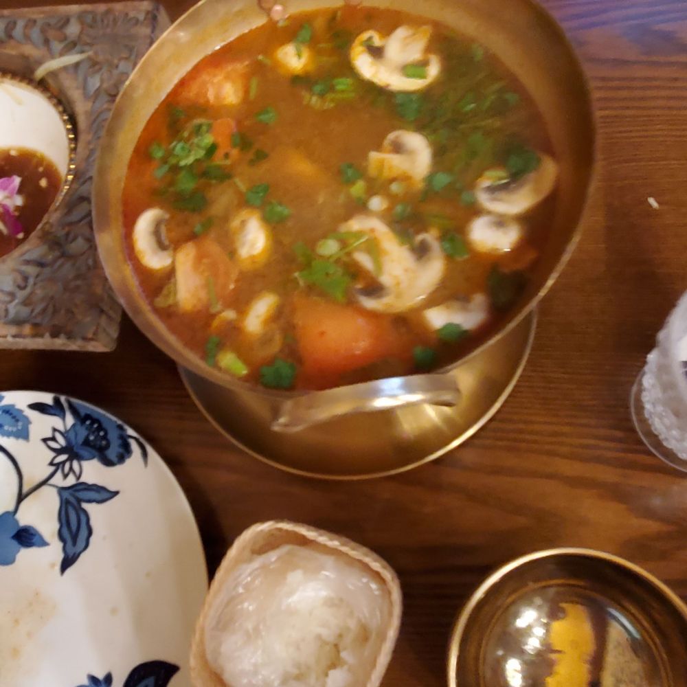 Tom yum Tom yum