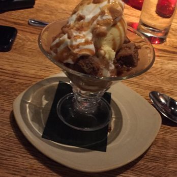 Frontera Grill - Ice Cream Brownie Sundae - Mexican Near Me - Chicago, Illinois