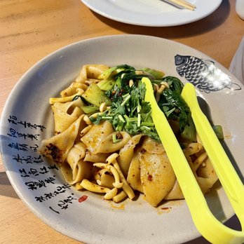 Hi Trendy Dumpling - Biang Biang Noodle - Szechuan Near Me - Houston, Texas