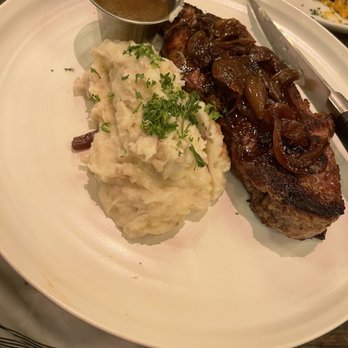 Roanoke - 14 oz. N.Y. Strip Steak - Cocktail Bars Near Me - Chicago, Illinois Roanoke - 14 oz. N.Y. Strip Steak - Cocktail Bars Near Me - Chicago, Illinois