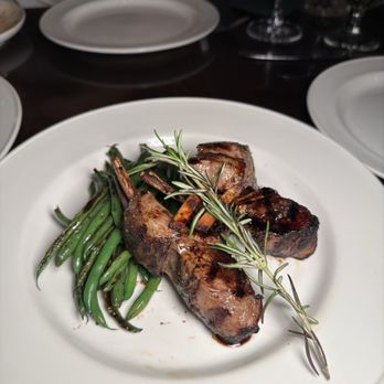 Prosecco - Rack of Lamb - Italian Near Me - Chicago, Illinois