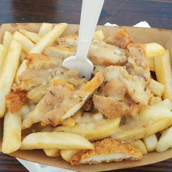 Poutine Brothers - Fried chicken poutine - Poutineries Near Me Poutine Brothers - Fried chicken poutine - Poutineries Near Me