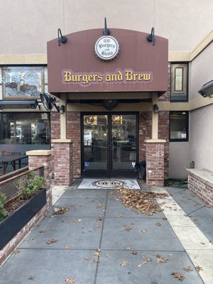 Burgers & Brew by null