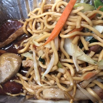 Grand China Restaurant - Pork Lo Mein - Chinese Near Me - Miami, Florida