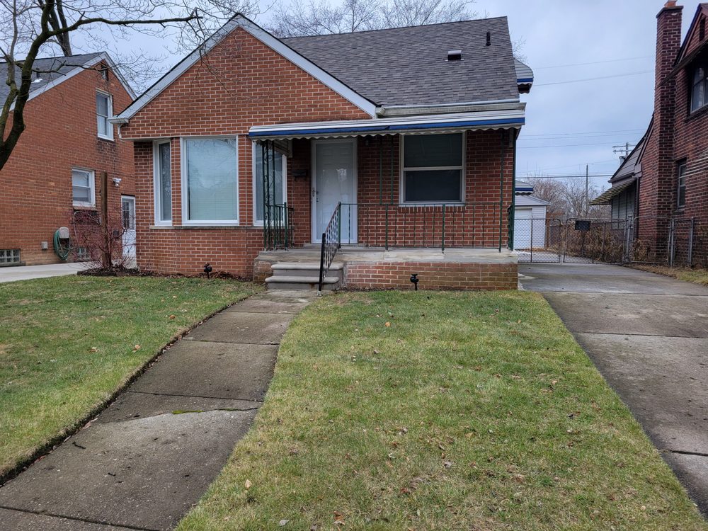 DAVID C THOMAS NATIONAL REALTY CENTERS BIRMINGHAM 110 Willits St