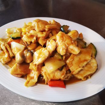 Manda - Hühnerfleisch mit Curry - Chinese Near Me - Klosterneuburg, 3 Manda - Hühnerfleisch mit Curry - Chinese Near Me - Klosterneuburg, 3