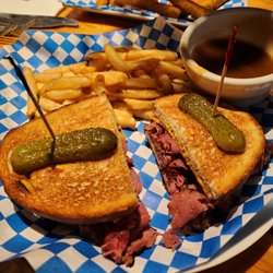 T's Pub