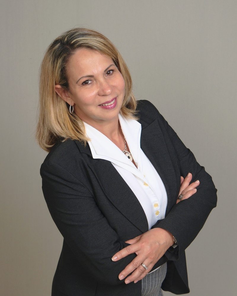 LIEM MILIAN BEACHFRONT REALTY 18205 Biscayne Blvd, Golden Beach