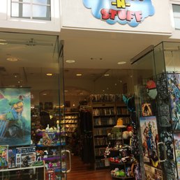 Store by Hot Topic