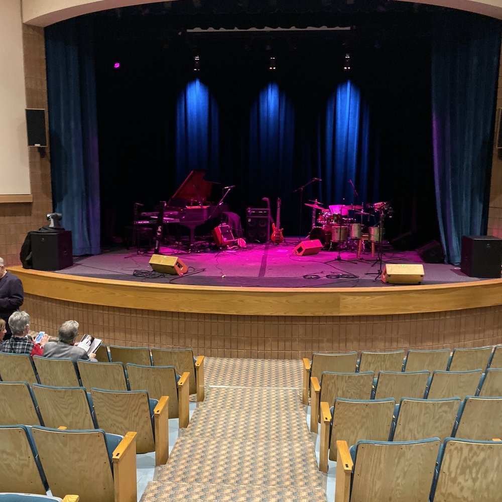 Great venue!!! Just waiting for the show to start! Great venue!!! Just waiting for the show to start!