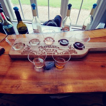 Traveler's Cellar Winery - Tasting - Wineries Near Me - Rockfield, Kentucky
