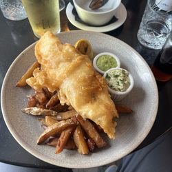 Rosedale Hotel - Fish and Chips at the restaurant.