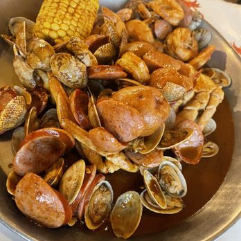 Pier 8 - a plate of clams and corn on the cob - Seafood Near Me - Orem, Utah
