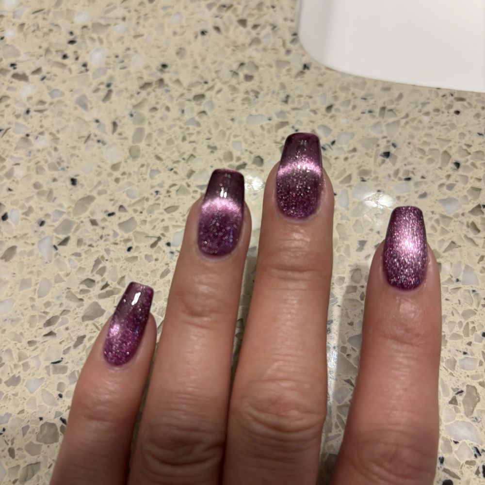Cat eye gel polish. Cat eye gel polish.