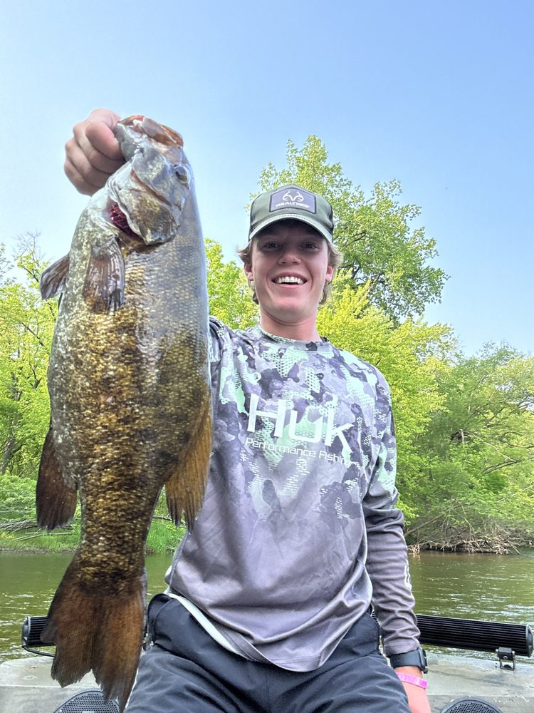 Strictly Smallmouth Logo