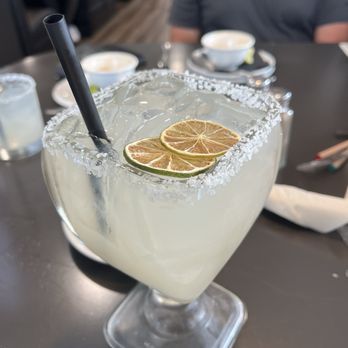 Orale Guey - Jumbo House Margarita - Breakfast & Brunch Near Me - Columbus, Ohio Orale Guey - Jumbo House Margarita - Breakfast & Brunch Near Me - Columbus, Ohio