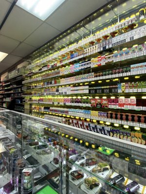 Tobacco Hut - Ashland, 605 England St, Ashland, VA 23005, US