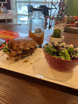 Gigi’s The Vegan + Wellness Cafe by null