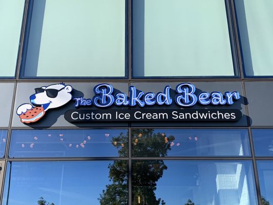 The Baked Bear by null