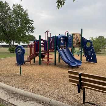 Leach Park - Parks Near Me - Minot, North Dakota
