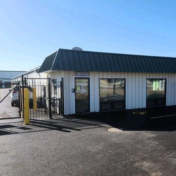 Extra Space Storage - Beauty Image - Self Storage Near Me - Batavia, Illinois